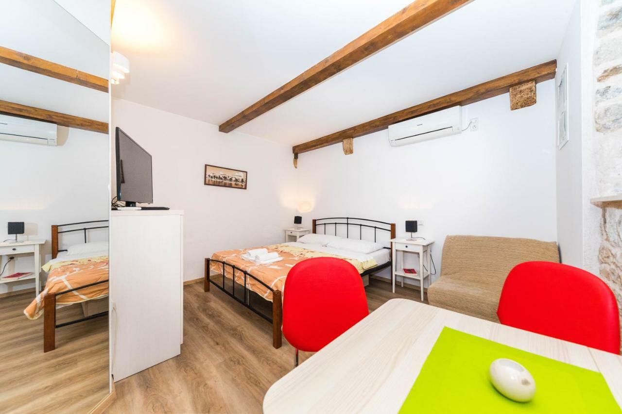 Appartement First Vestibul à Split Extérieur photo