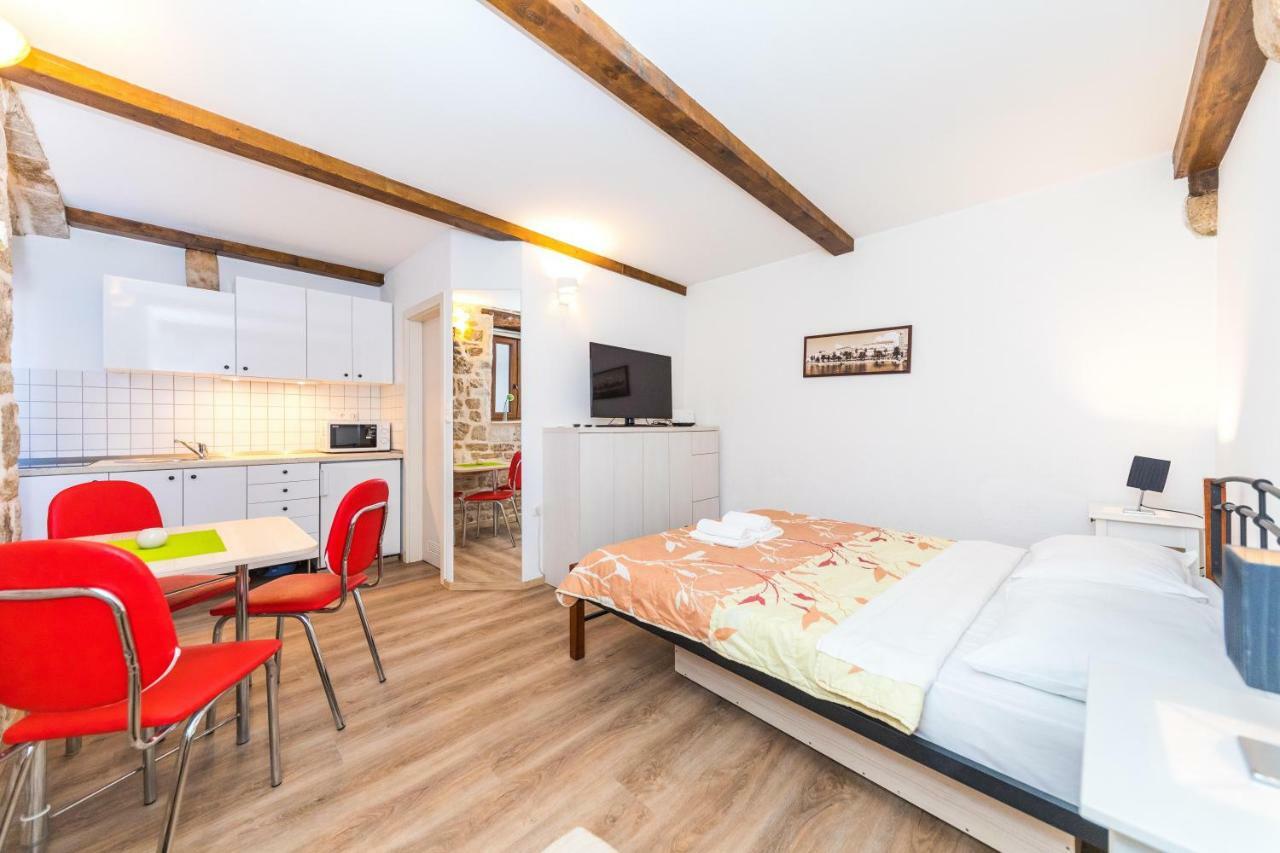 Appartement First Vestibul à Split Extérieur photo